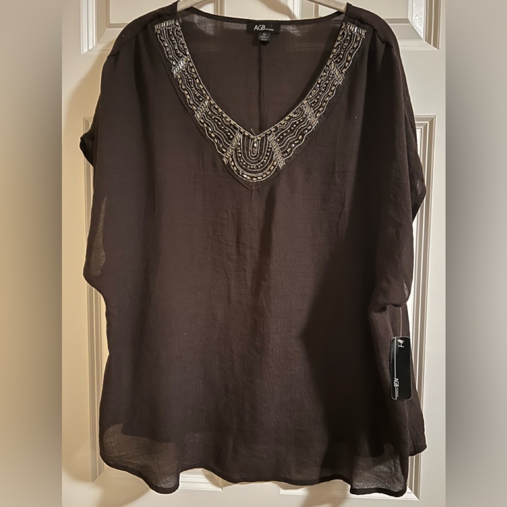 NWT AGB dark brown semi-sheer top. Size 2X